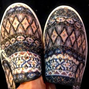 Snickers very cute size 38 👟